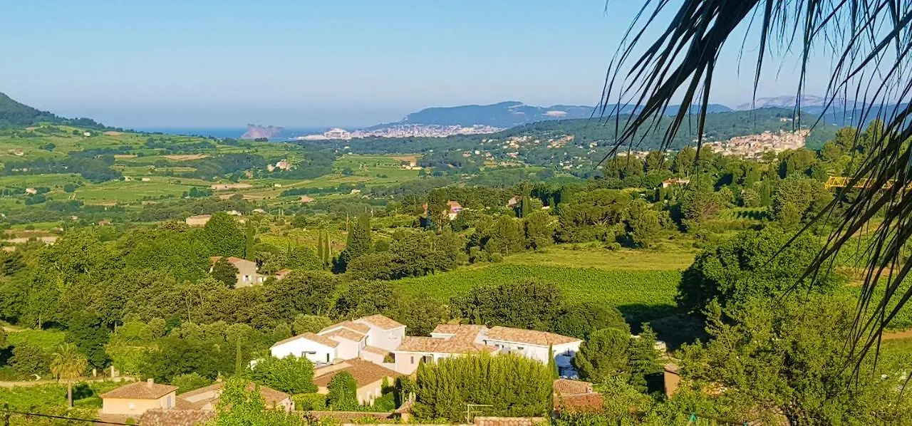 Le Nid Bleu Bed and Breakfast Le Beausset 0*,  Frankrijk