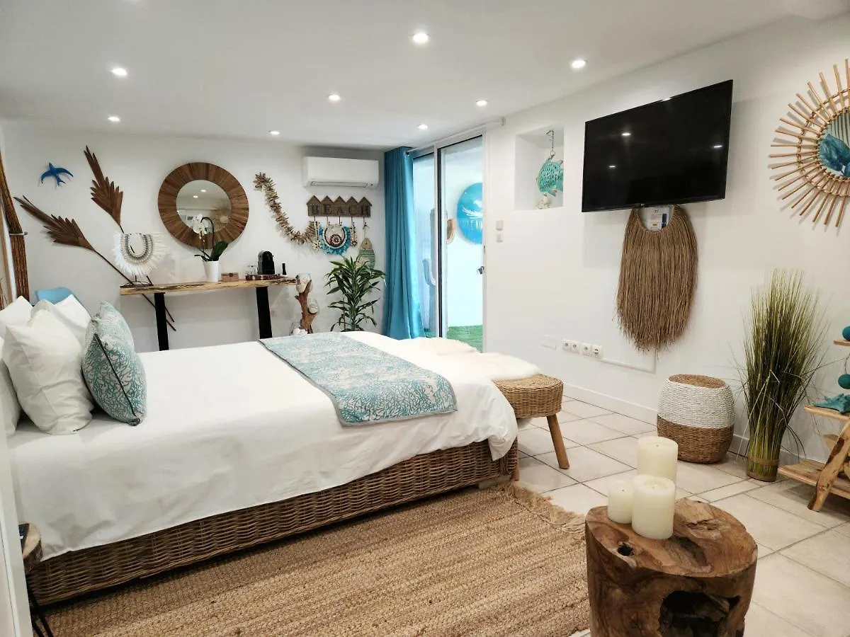 Le Nid Bleu Bed and Breakfast Le Beausset 0*,