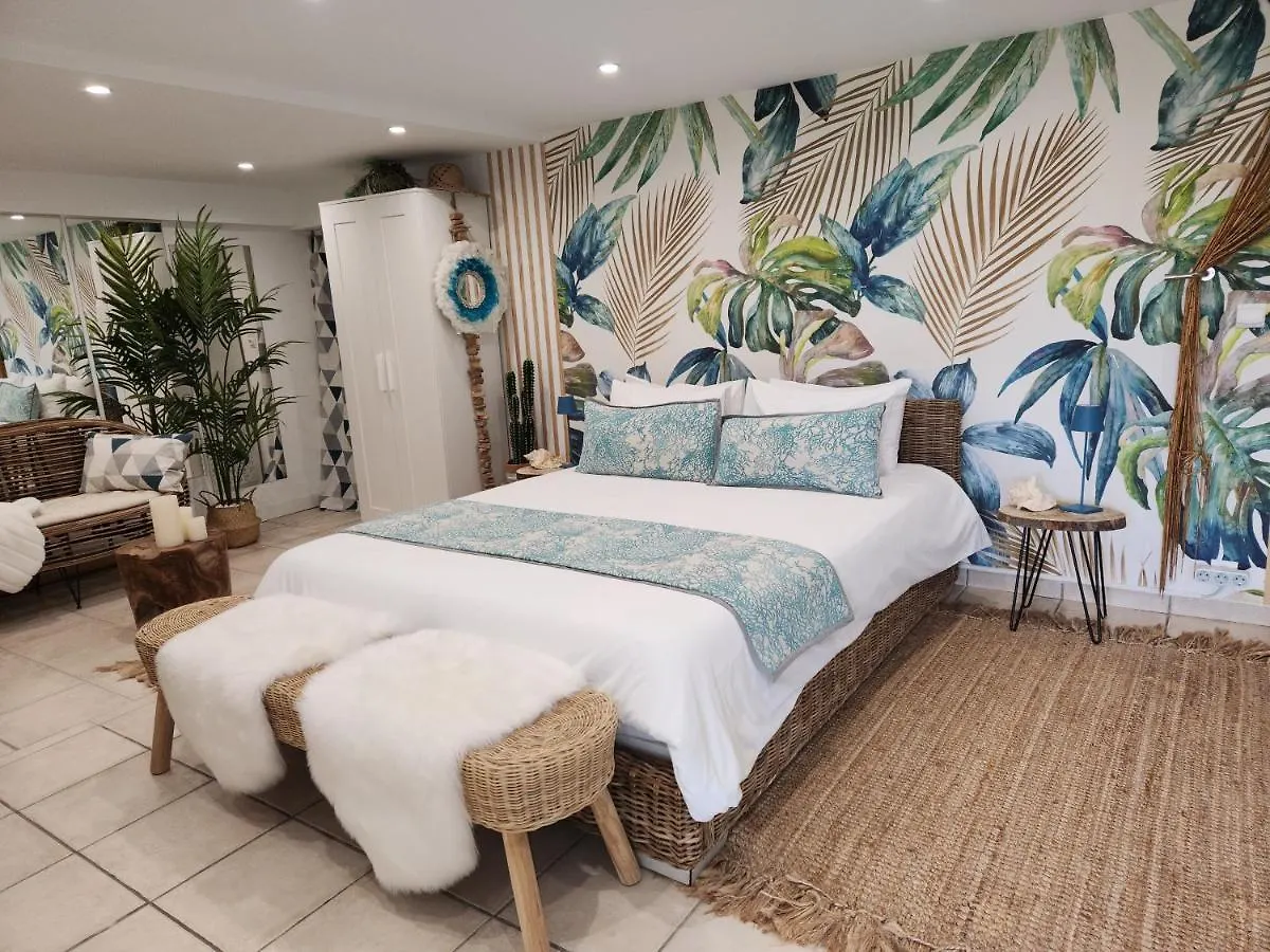 Le Nid Bleu Bed and Breakfast Le Beausset