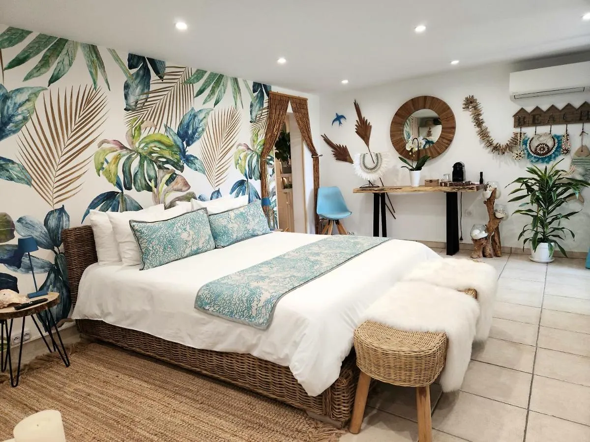 Le Nid Bleu Bed and Breakfast Le Beausset